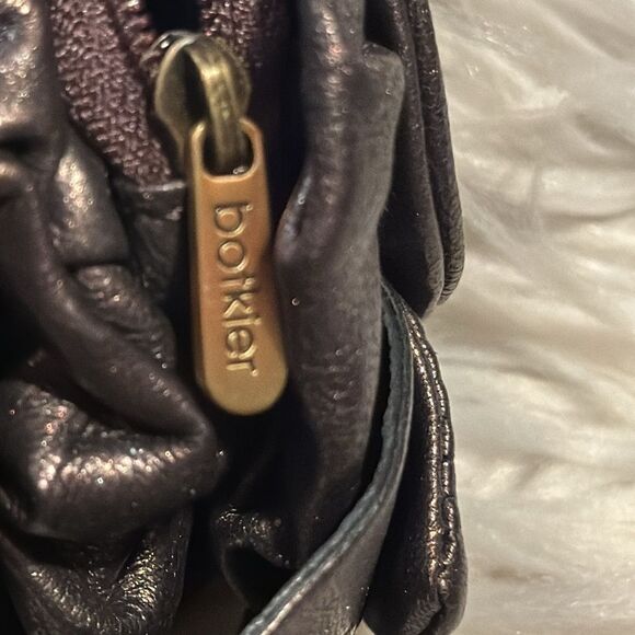 BOTKIER METALLIC FLOWER COIN PURSE - Picture 5 of 6